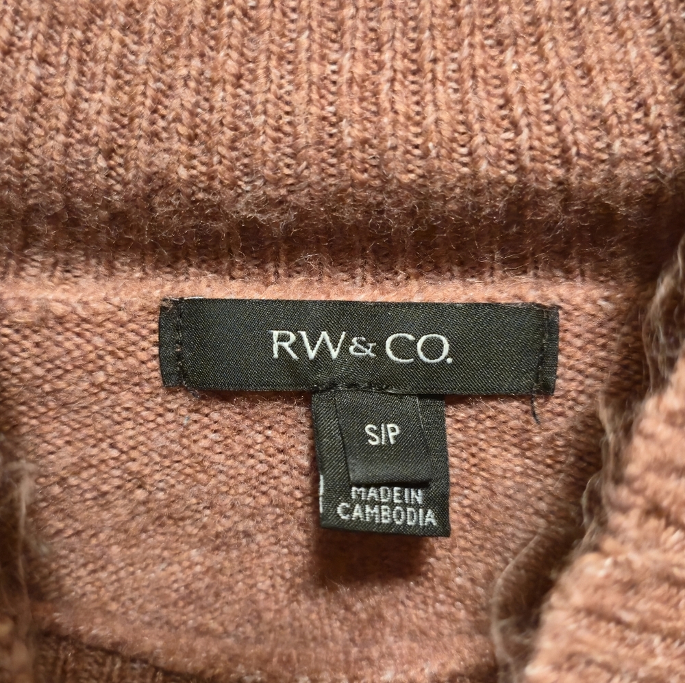 RW&Co Pink Sweater - Picture 4 of 6